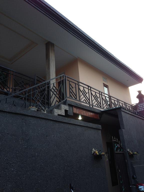 Cebluk Sari Apartment Ubud Exterior foto