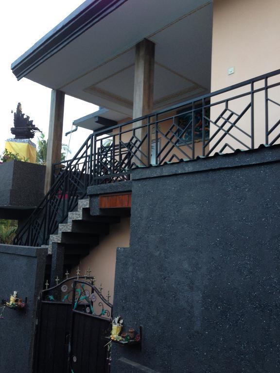 Cebluk Sari Apartment Ubud Exterior foto