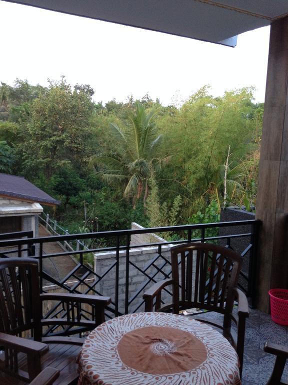 Cebluk Sari Apartment Ubud Exterior foto