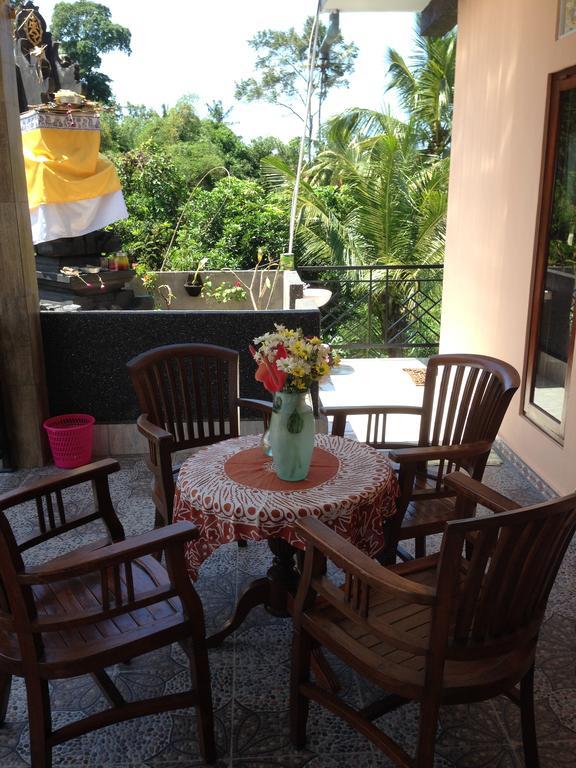 Cebluk Sari Apartment Ubud Exterior foto